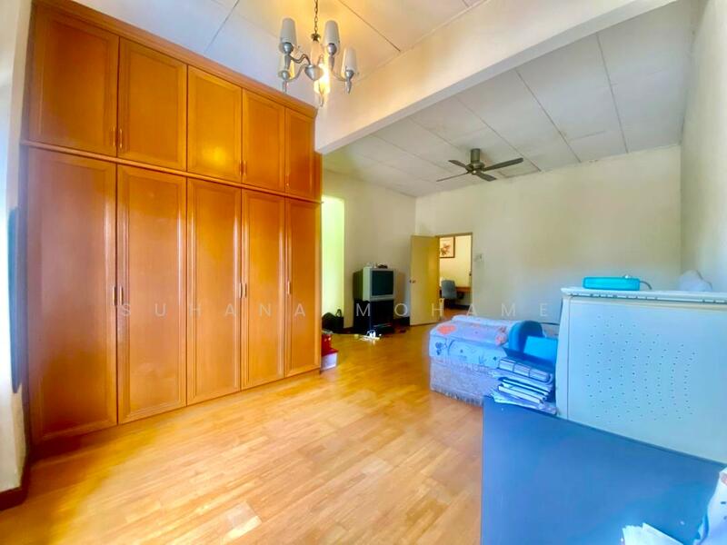 2-storey Terraced House for Sale in Bukit Jelutong (Shah Alam) - Suhana Mohamed - Living Room - PropertyGuru.com.my