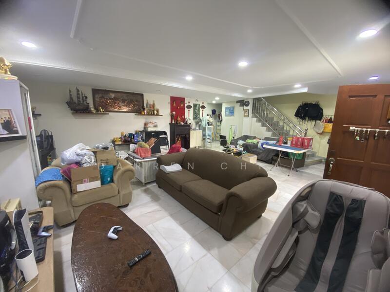 Rumah Teres 2 Tingkat untuk Dijual di Taman Melur (Ampang) - Darren Chia - Living Room - PropertyGuru.com.my