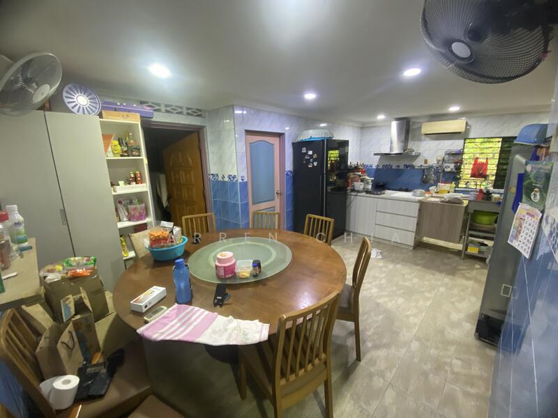 Rumah Teres 2 Tingkat untuk Dijual di Taman Melur (Ampang) - Darren Chia - Kitchen - PropertyGuru.com.my