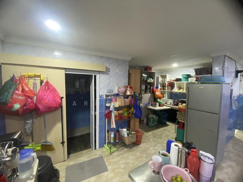 Rumah Teres 2 Tingkat untuk Dijual di Taman Melur (Ampang) - Darren Chia - Kitchen - PropertyGuru.com.my