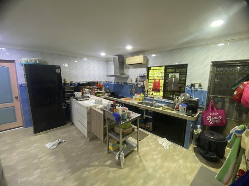 Rumah Teres 2 Tingkat untuk Dijual di Taman Melur (Ampang) - Darren Chia - Kitchen - PropertyGuru.com.my