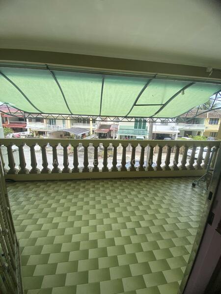 Rumah Teres 2 Tingkat untuk Dijual di Taman Melur (Ampang) - Darren Chia - Balcony - PropertyGuru.com.my