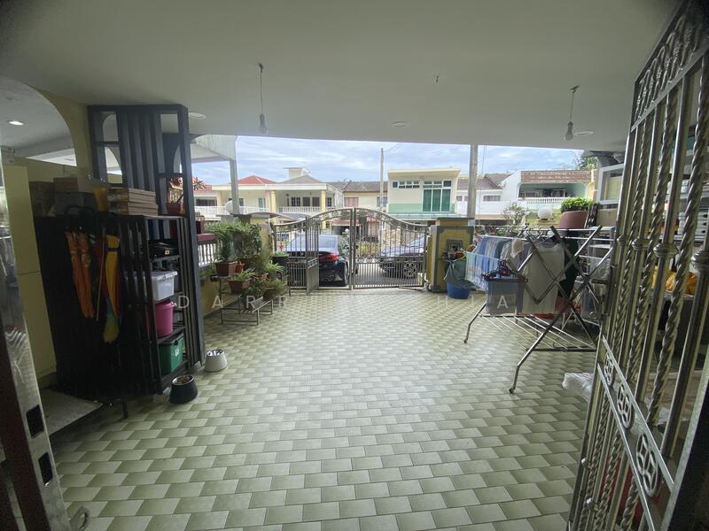 Rumah Teres 2 Tingkat untuk Dijual di Taman Melur (Ampang) - Darren Chia - Entrance - PropertyGuru.com.my