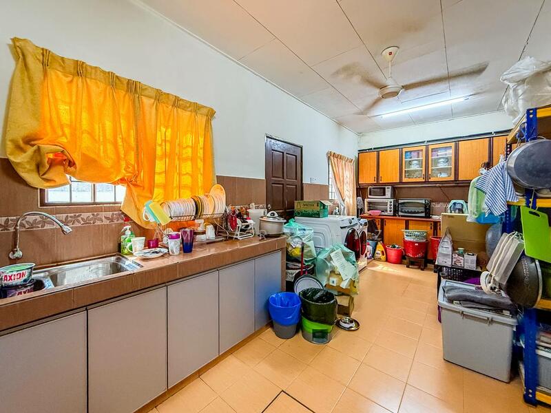 2-storey Terraced House for Sale in Taman Rakan (Kajang) - Amzar Faiz - Kitchen - PropertyGuru.com.my