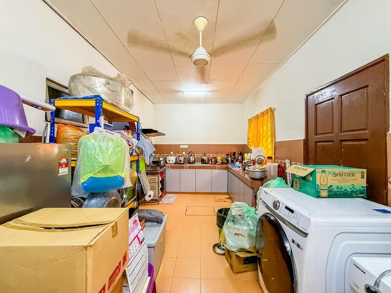 2-storey Terraced House for Sale in Taman Rakan (Kajang) - Amzar Faiz - Kitchen - PropertyGuru.com.my