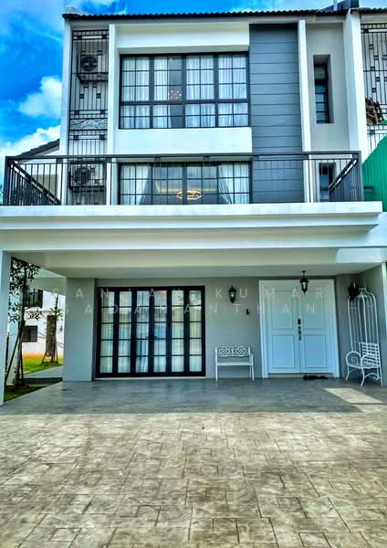 3-storey Terraced House for Rent in Sepang (Selangor) - Sanjay Kumar Sadananthan - Exterior - PropertyGuru.com.my