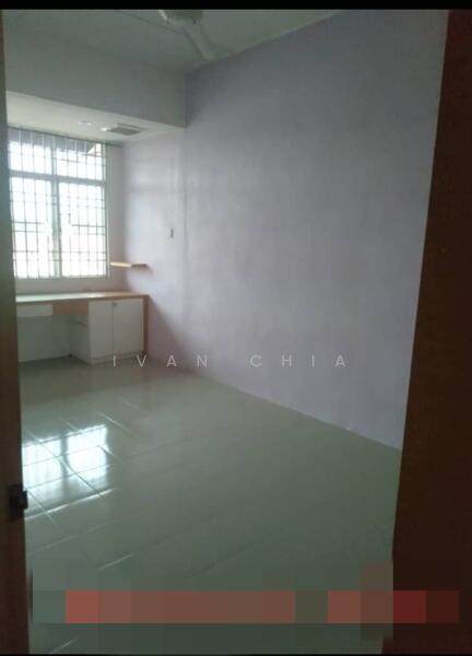 Untuk Disewa - 2 Storey Terrace House @ Sungai Dua