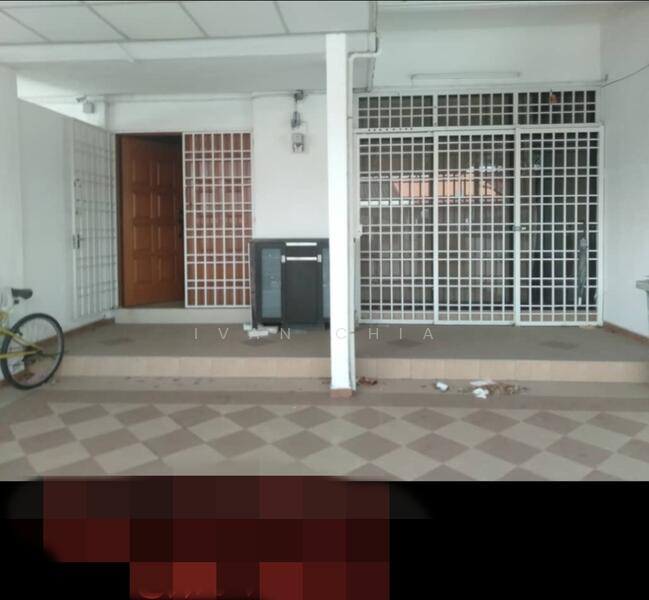 Untuk Disewa - 2 Storey Terrace House @ Sungai Dua
