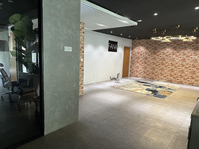 Kedai / Pejabat untuk Dijual di Bukit Idaman (Selayang) - John . - Interior - PropertyGuru.com.my