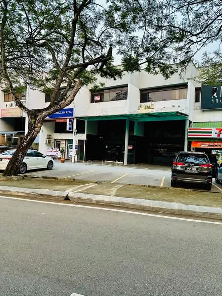 Kedai / Pejabat untuk Dijual di Bukit Idaman (Selayang) - John . - PropertyGuru.com.my