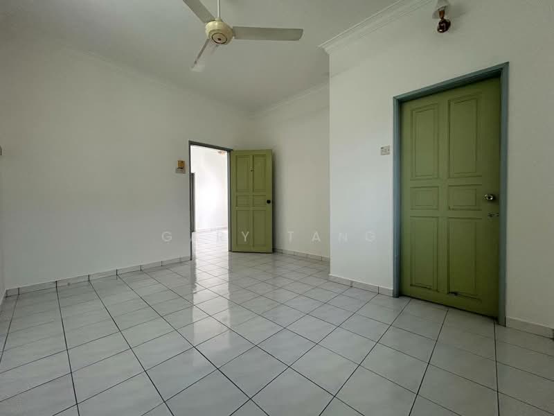 2-storey Terraced House for Sale in Taman Sinfar (Ipoh) - Gary Tang - Interior - PropertyGuru.com.my