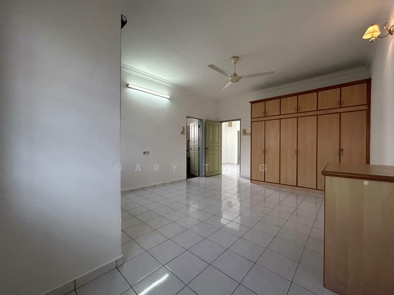 2-storey Terraced House for Sale in Taman Sinfar (Ipoh) - Gary Tang - Bedroom - PropertyGuru.com.my