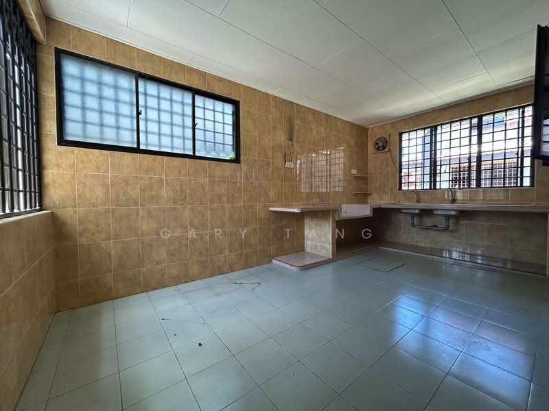 2-storey Terraced House for Sale in Taman Sinfar (Ipoh) - Gary Tang - Kitchen - PropertyGuru.com.my