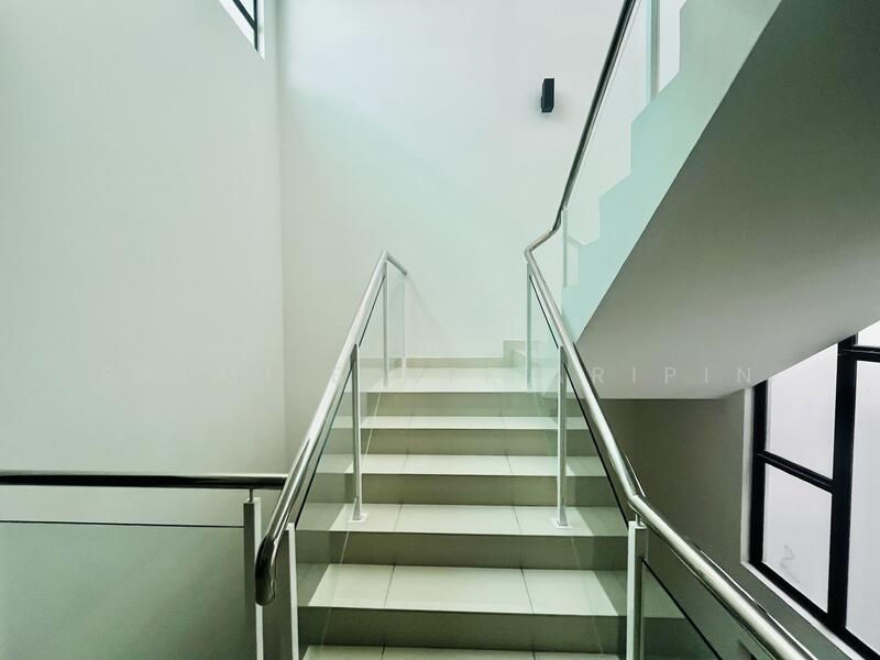 Untuk Disewa - DutaSuria