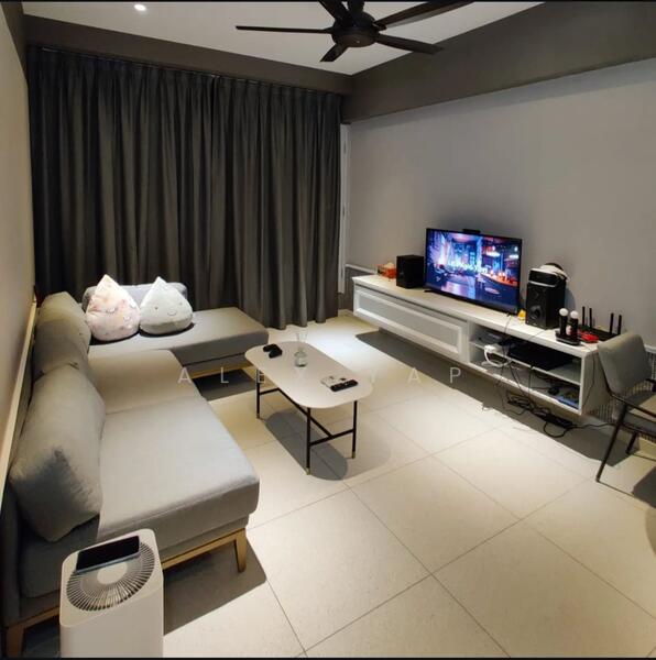 Service Residence for Sale at Millerz Square Serviced Residence - Alex Yap - Living Room - PropertyGuru.com.my
