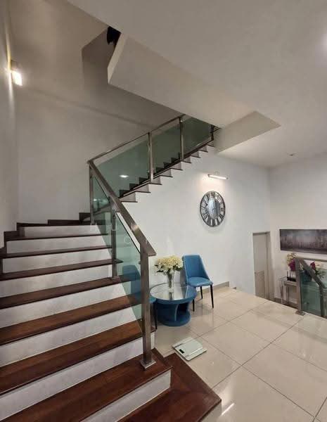 Semi-Detached House for Sale in Cyberjaya (Selangor) - Chris Choo - Entrance - PropertyGuru.com.my