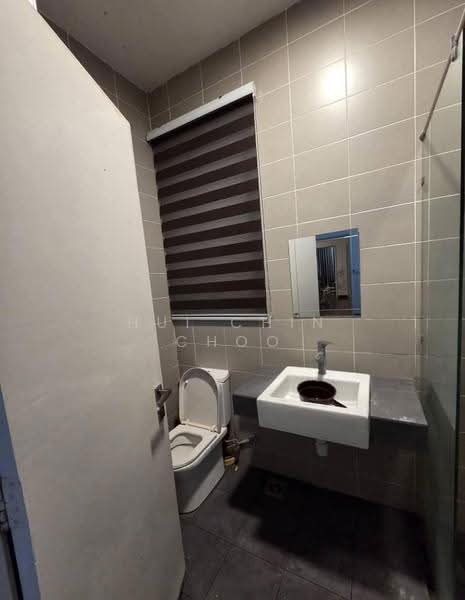 Semi-Detached House for Sale in Cyberjaya (Selangor) - Chris Choo - Bathroom - PropertyGuru.com.my