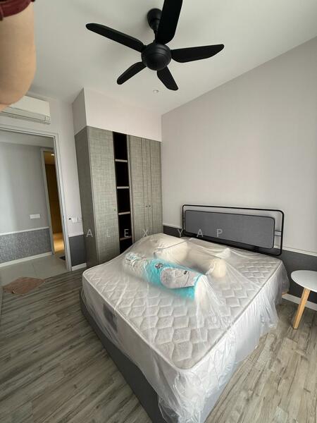 Service Residence for Sale at Millerz Square Serviced Residence - Alex Yap - Bedroom - PropertyGuru.com.my
