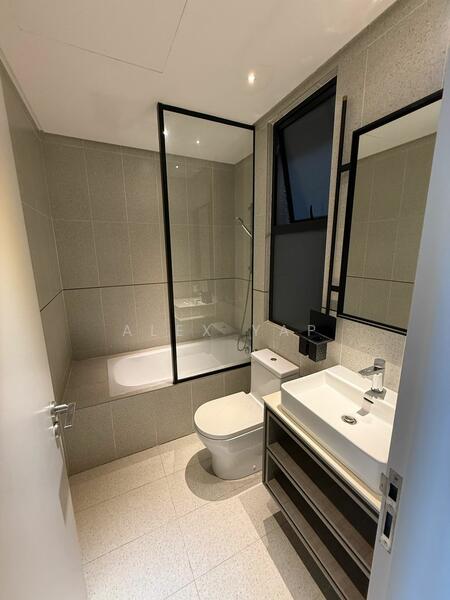 Service Residence for Sale at Millerz Square Serviced Residence - Alex Yap - Bathroom - PropertyGuru.com.my