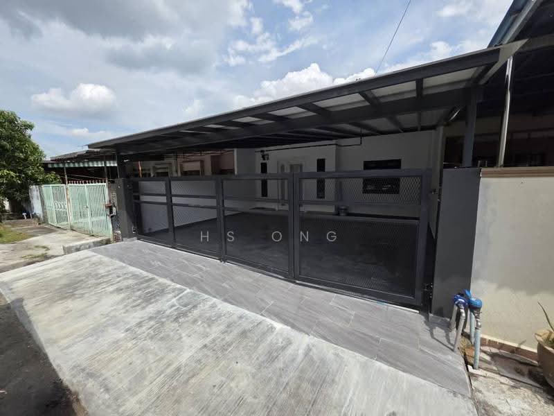 1-storey Terraced House for Sale in Taman Melawis (Klang) - HS Ong - Exterior - PropertyGuru.com.my