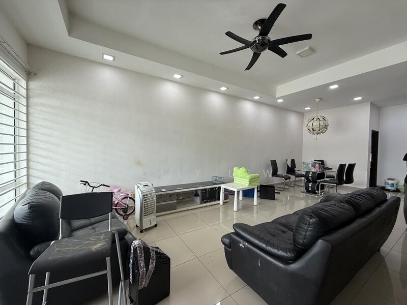 2-storey Terraced House for Sale in Sungai Long (Bandar Sungai Long) - Polly Lew - Living Room - PropertyGuru.com.my
