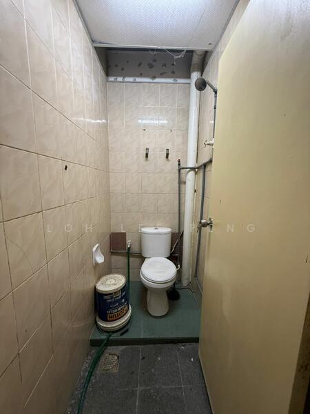Shop / Office for Rent in Danga Bay (Johor Bahru) - Loh Lee Peng - Bathroom - PropertyGuru.com.my