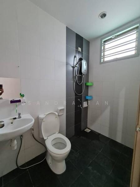 Untuk Dijual - Kempas Utama