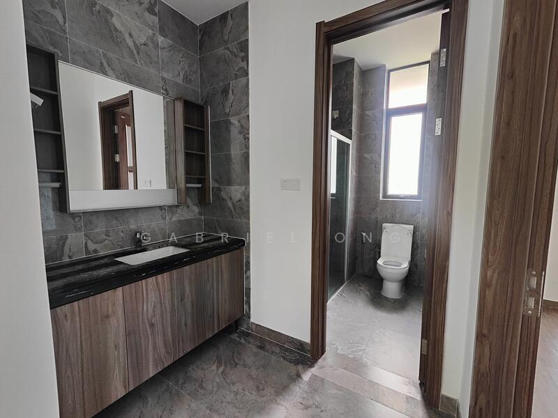 Rumah Berkembar untuk Dijual di Forest City (Gelang Patah) - Gabriel Ong - Bathroom - PropertyGuru.com.my
