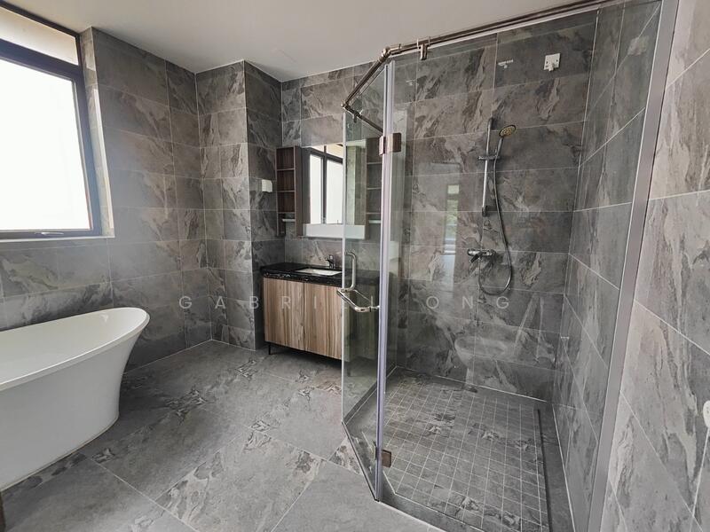 Rumah Berkembar untuk Dijual di Forest City (Gelang Patah) - Gabriel Ong - Bathroom - PropertyGuru.com.my
