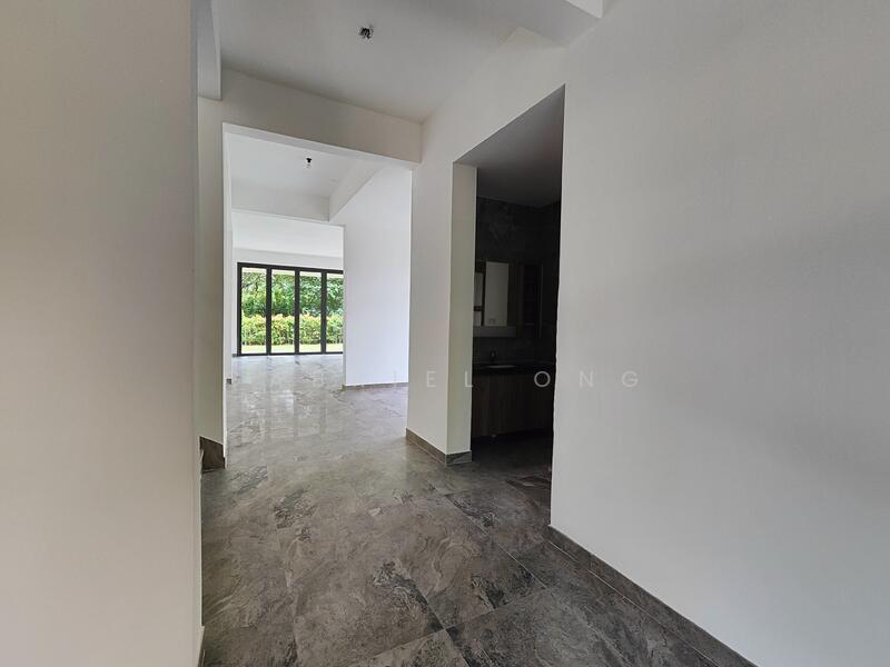 Rumah Berkembar untuk Dijual di Forest City (Gelang Patah) - Gabriel Ong - Corridor - PropertyGuru.com.my