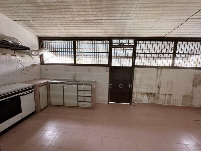Rumah Teres 2 Tingkat untuk Dijual di Island Glades (Jelutong) - Qyan Goh - Kitchen - PropertyGuru.com.my