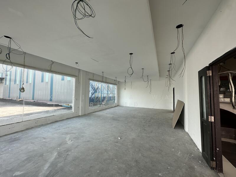 Gudang untuk Disewa di Telok Panglima Garang (Selangor) - Khairil Anwar Sirajudin - Interior - PropertyGuru.com.my