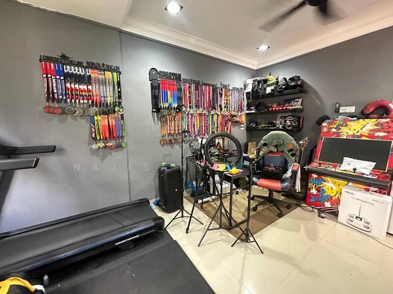 For Sale - Taman Desa Mewah