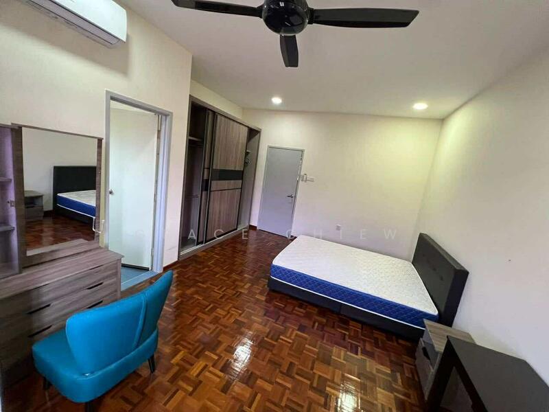 For Rent - Setia Indah Flat
