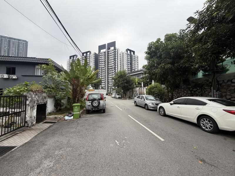 Semi-Detached House for Sale in Jalan Klang Lama (Old Klang Road) (Kuala Lumpur) - Ivan Tan - Exterior - PropertyGuru.com.my