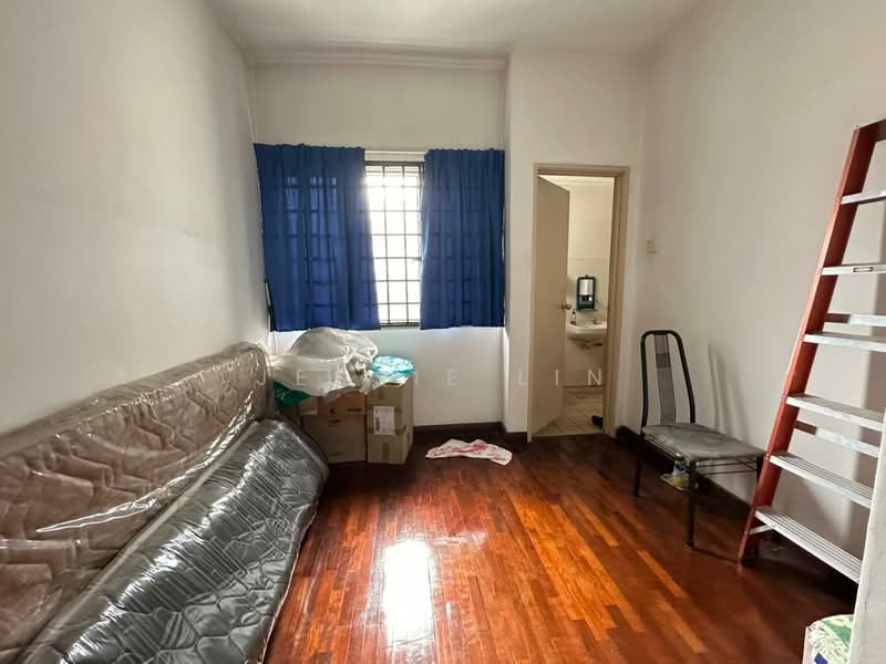 2-storey Terraced House for Sale in Bandar Sri Damansara (Selangor) - Jessie Lin - Bedroom - PropertyGuru.com.my