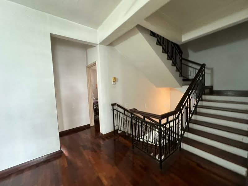 2-storey Terraced House for Sale in Bandar Sri Damansara (Selangor) - Jessie Lin - Corridor - PropertyGuru.com.my