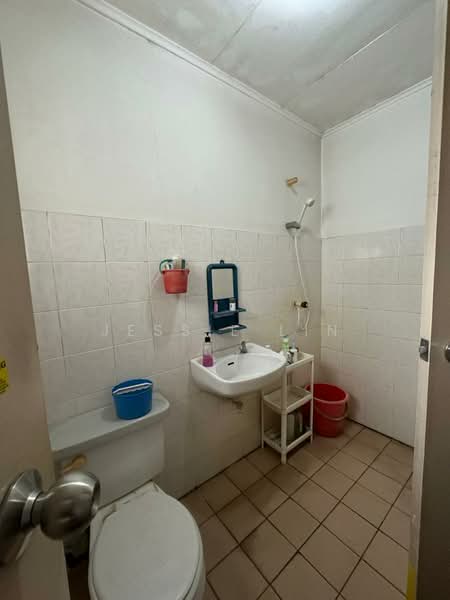 2-storey Terraced House for Sale in Bandar Sri Damansara (Selangor) - Jessie Lin - Bathroom - PropertyGuru.com.my