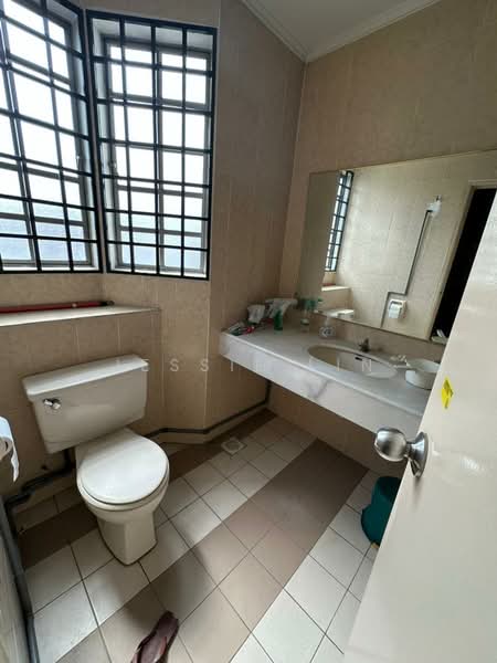 2-storey Terraced House for Sale in Bandar Sri Damansara (Selangor) - Jessie Lin - Bathroom - PropertyGuru.com.my