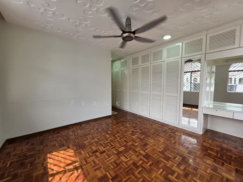 Bungalow House for Sale in Taman U Thant (Ampang) - Frank Low - Bedroom - PropertyGuru.com.my