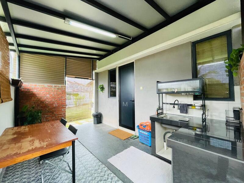 For Sale - Taman Paya Emas