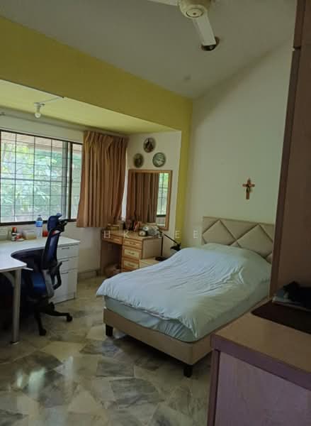 Rumah Banglo untuk Dijual di Seksyen 5 (Petaling Jaya) - HK Lee - Bedroom - PropertyGuru.com.my