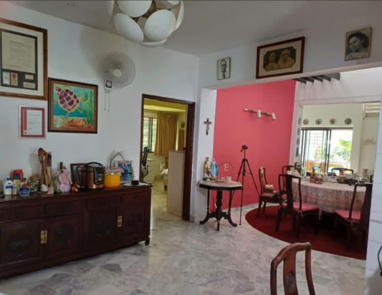 Rumah Banglo untuk Dijual di Seksyen 5 (Petaling Jaya) - HK Lee - Living Room - PropertyGuru.com.my