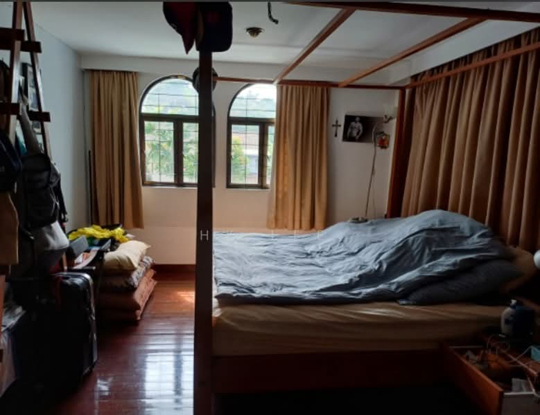 Rumah Banglo untuk Dijual di Seksyen 5 (Petaling Jaya) - HK Lee - Bedroom - PropertyGuru.com.my