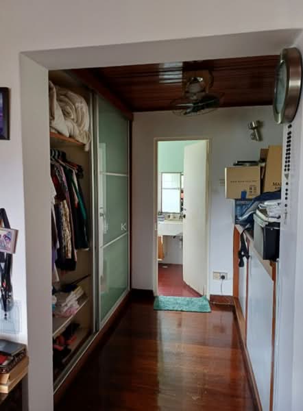 Rumah Banglo untuk Dijual di Seksyen 5 (Petaling Jaya) - HK Lee - Corridor - PropertyGuru.com.my