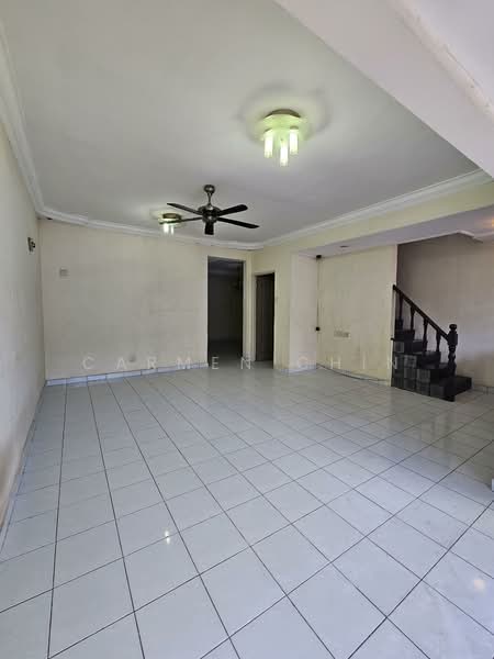 Sungai buloh untuk Untuk Dijual - RM 450,000, Apr 2026 - Living Room - PropertyGuru.com.my