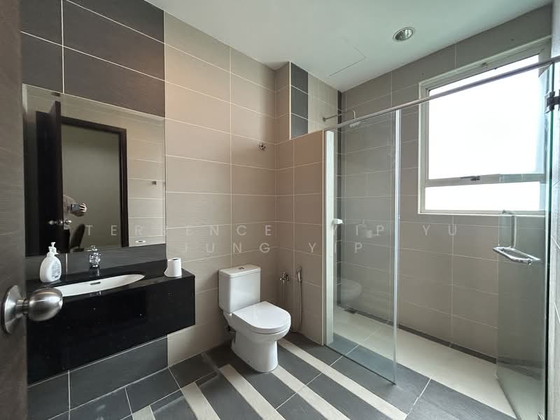 Semi-Detached House for Rent in Ampang Jaya (Ampang) - Terrence  Yip Yu Jung Yip - Bathroom - PropertyGuru.com.my