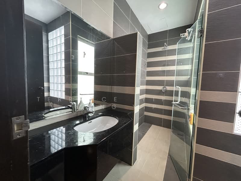Semi-Detached House for Rent in Ampang Jaya (Ampang) - Terrence  Yip Yu Jung Yip - Bathroom - PropertyGuru.com.my