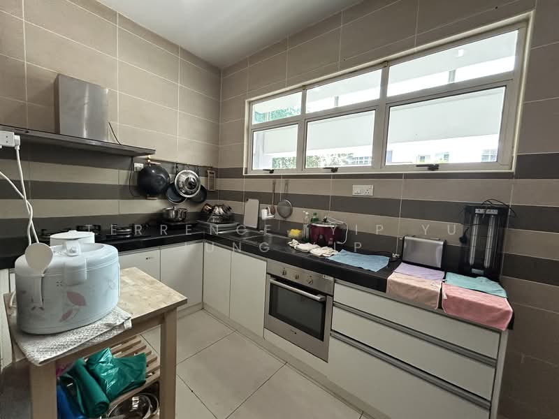 Semi-Detached House for Rent in Ampang Jaya (Ampang) - Terrence  Yip Yu Jung Yip - Kitchen - PropertyGuru.com.my