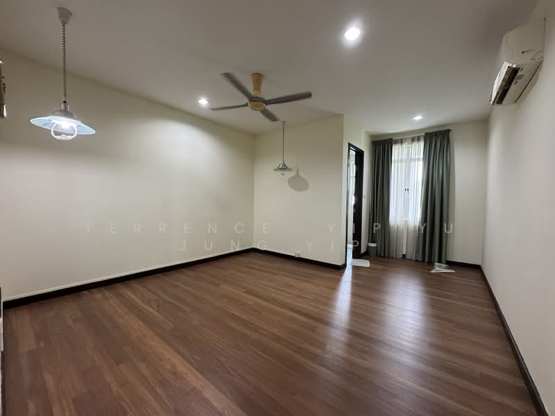 Semi-Detached House for Rent in Ampang Jaya (Ampang) - Terrence  Yip Yu Jung Yip - Living Room - PropertyGuru.com.my